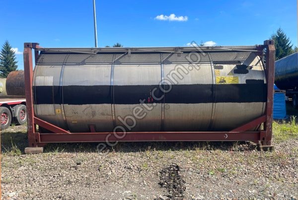 Zbiornik kwasoodporny 24 000 l z wężownicą grzewczą