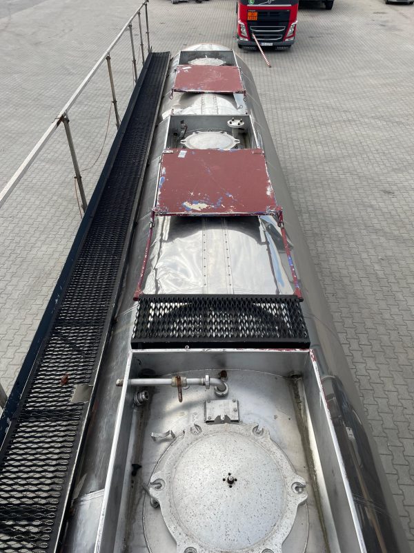 Zbiornik przemysłowy ze stali kwasoodpornej inox 31 000 l